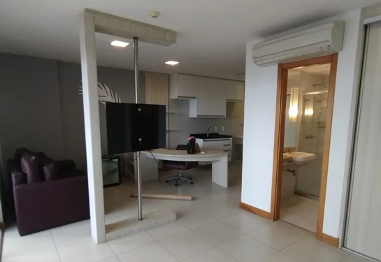 Apartamento, Caminho das Árvores