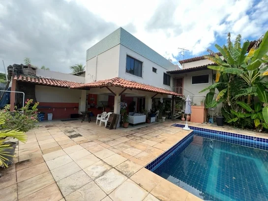 Casa de Condomínio, Piatã