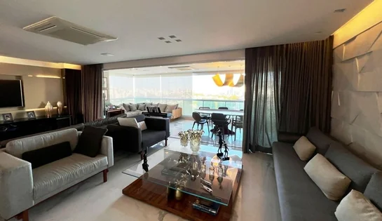 Apartamento, Itaigara