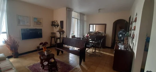 Apartamento, Caminho das Árvores