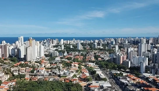Apartamento, Caminho das Árvores