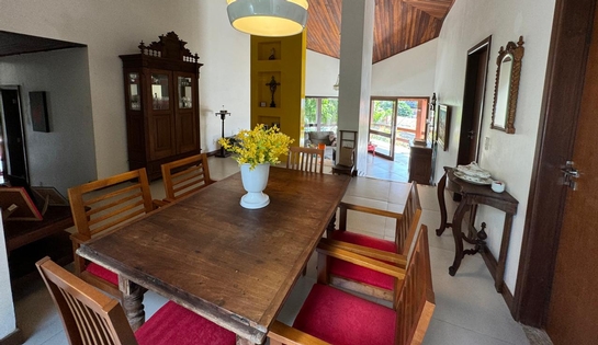 Casa de Condomínio, Candeal