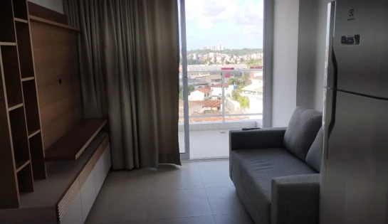 Apartamento, Caminho das Árvores