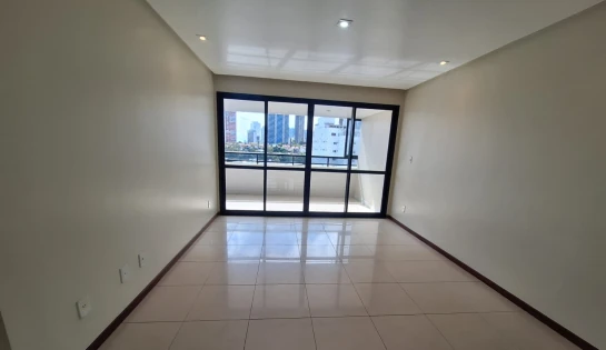 Apartamento, Caminho das Árvores