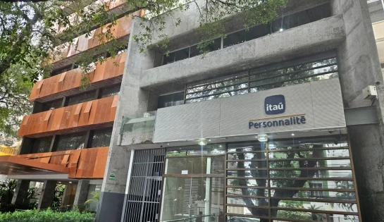 Sala, Vitória