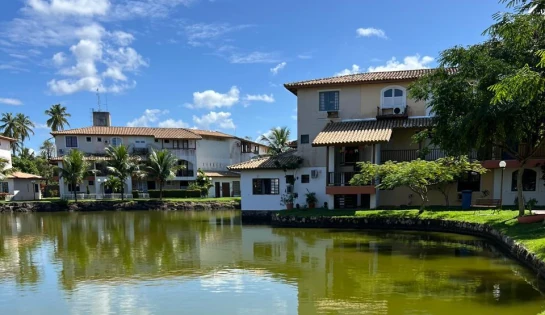 Casa de Condomínio, Portão