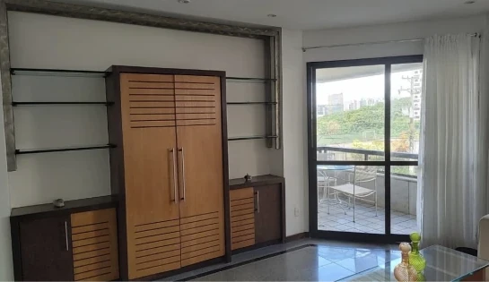 Apartamento, Candeal