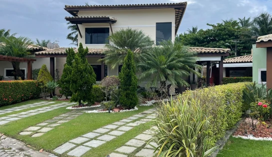 Casa de Condomínio, Buraquinho